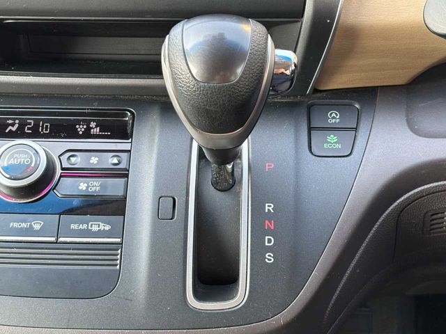 HONDA FREED 2017 Image 31