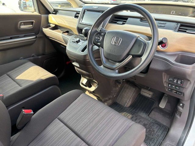 HONDA FREED 2017 Image 31