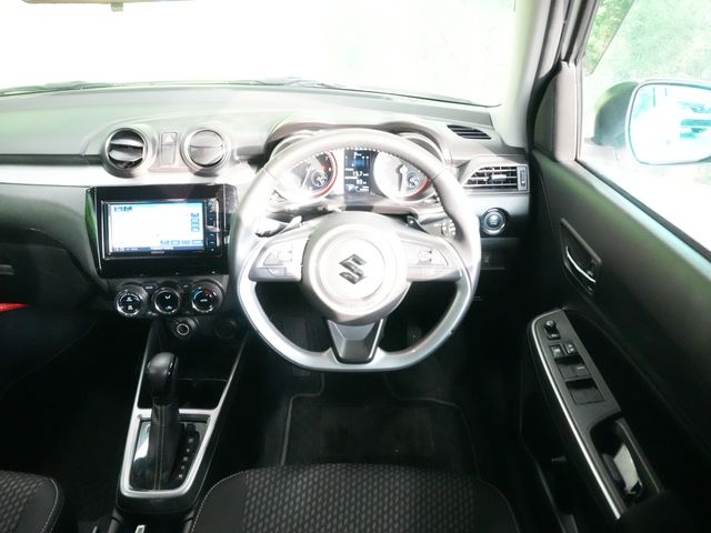 SUZUKI SWIFT 2018 Image 31