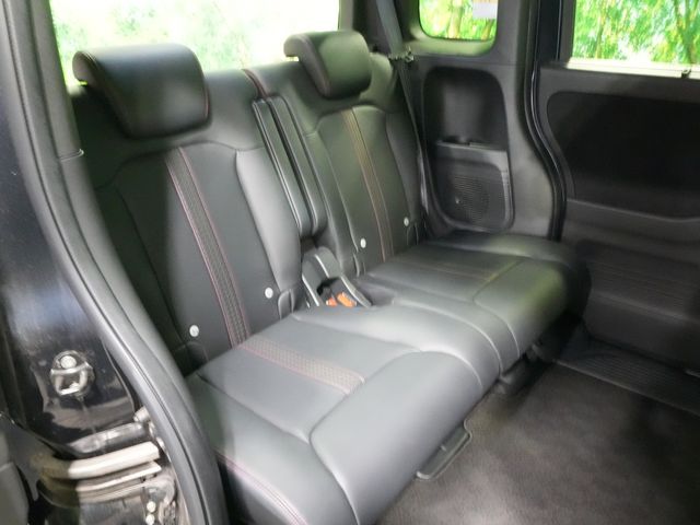 HONDA N BOX CUSTOM 2022 Image 31