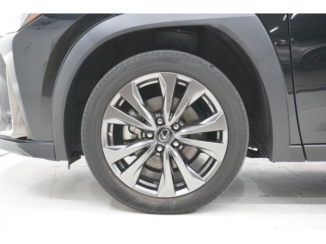 TOYOTA LEXUS UX250H 2021 Image 31
