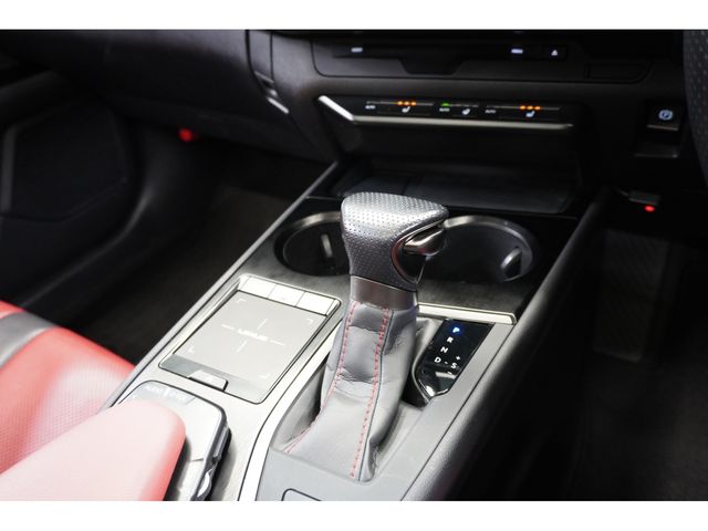 TOYOTA LEXUS UX250H 2021 Image 31