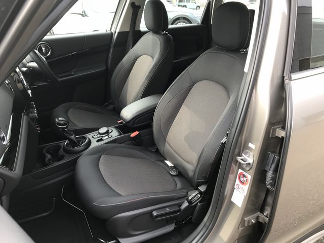 BMW MINI COOPER D CR 2017 Image 31