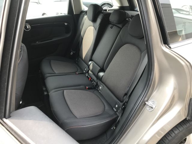 BMW MINI COOPER D CR 2017 Image 31