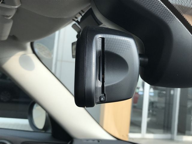 BMW MINI COOPER D CR 2017 Image 31