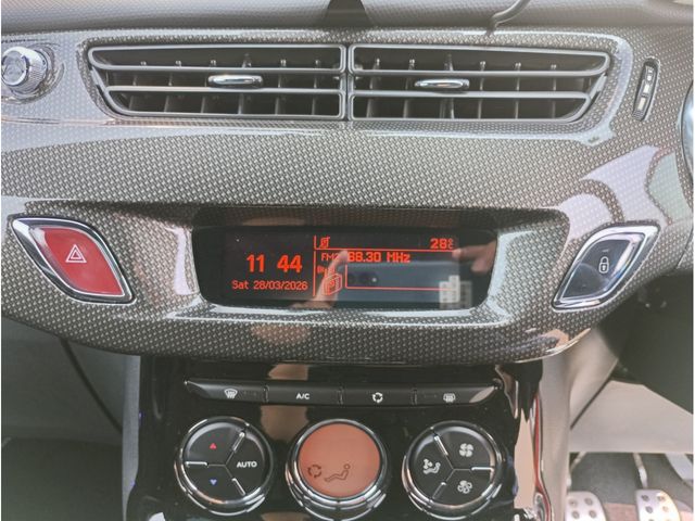 CITROEN DS3 2014 Image 31