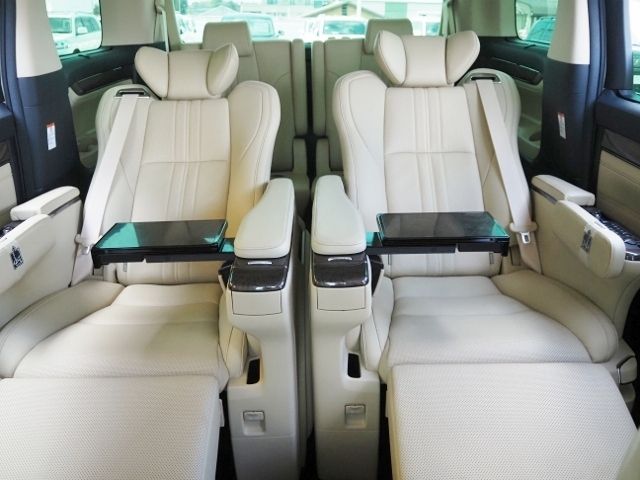 TOYOTA ALPHARD 2019 Image 31