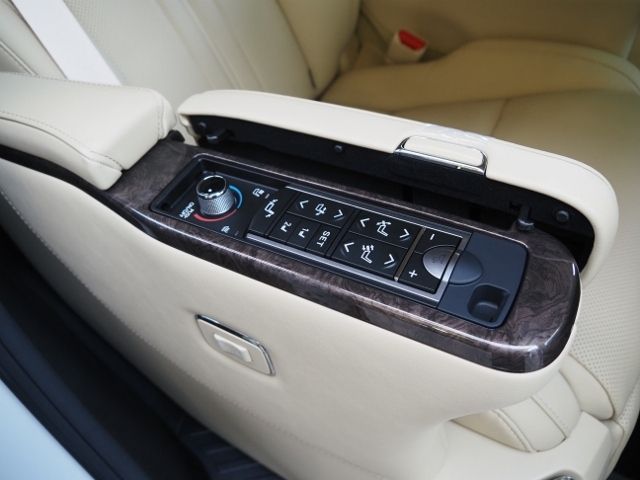 TOYOTA ALPHARD 2019 Image 31