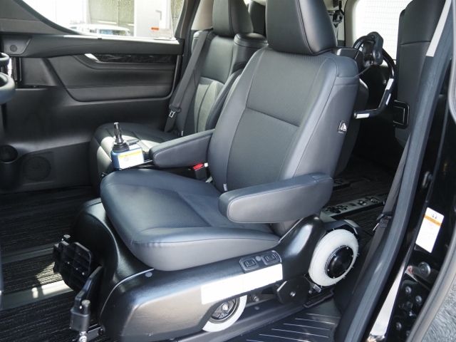 TOYOTA ALPHARD HYBRID 4WD 2021 Image 31