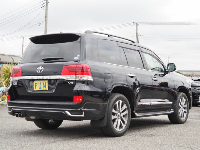 TOYOTA LANDCRUISER WAGON 2018 Image 31