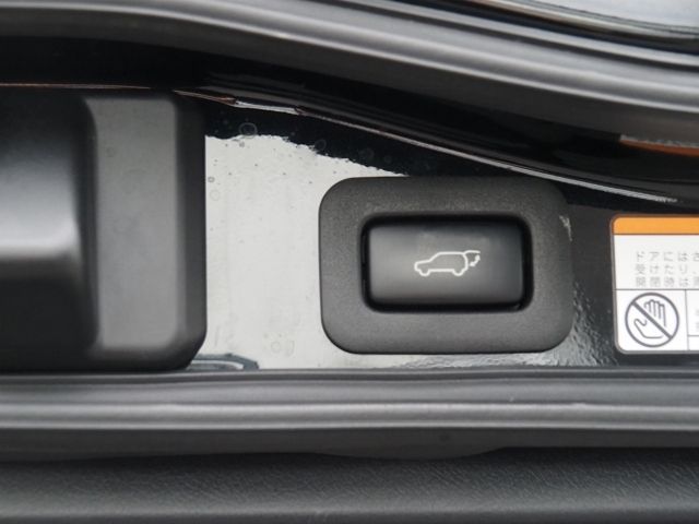 TOYOTA LANDCRUISER WAGON 2018 Image 31