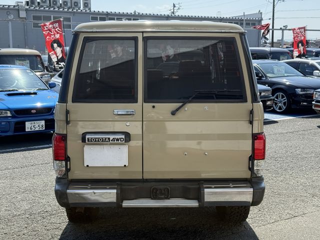 TOYOTA LANDCRUISER PRADO 1992 Image 31