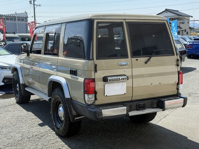TOYOTA LANDCRUISER PRADO 1992 Image 31