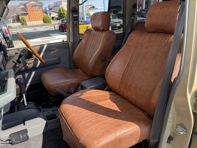 TOYOTA LANDCRUISER PRADO 1992 Image 31