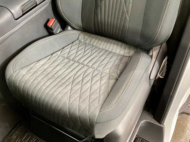 TOYOTA ALPHARD HYBRID 4WD 2025 Image 31