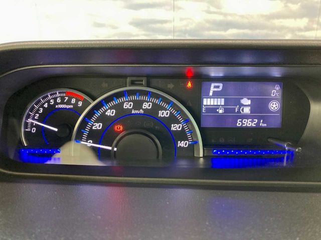 SUZUKI WAGON R 4WD 2017 Image 31