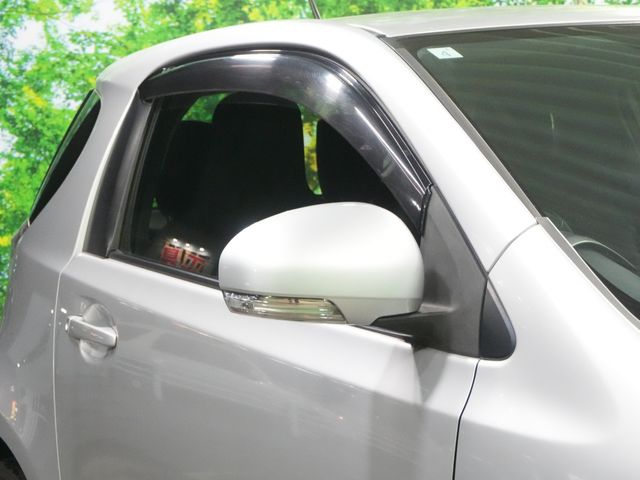 TOYOTA IQ 2009 Image 31