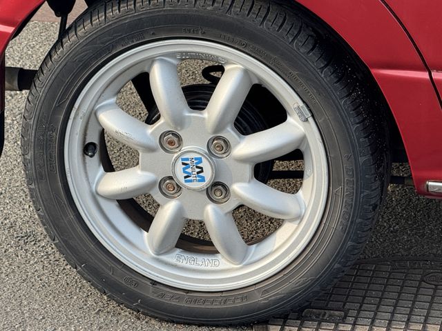 DAIHATSU MIRA GINO 2002 Image 31