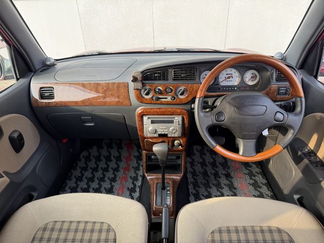 DAIHATSU MIRA GINO 2002 Image 31