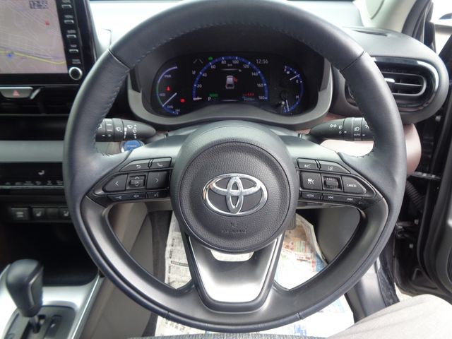 TOYOTA YARIS CROSS HYBRID 2021 Image 31