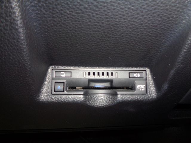 TOYOTA YARIS CROSS HYBRID 2021 Image 31