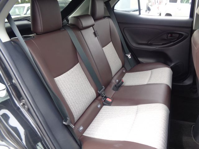 TOYOTA YARIS CROSS HYBRID 2021 Image 31