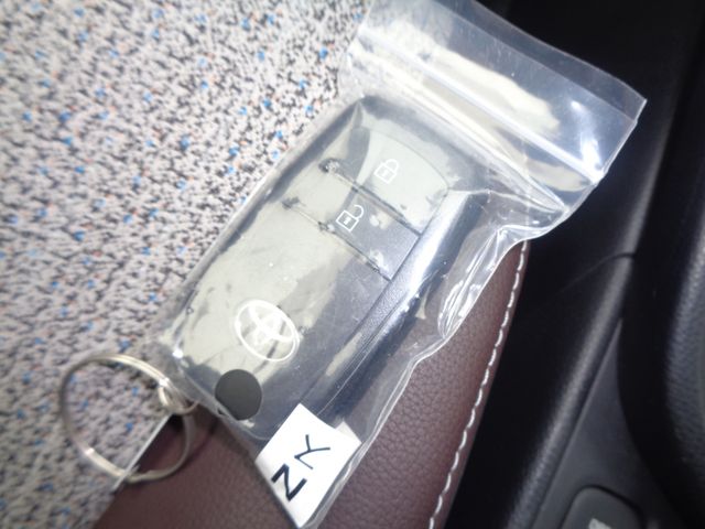 TOYOTA YARIS CROSS HYBRID 2021 Image 31