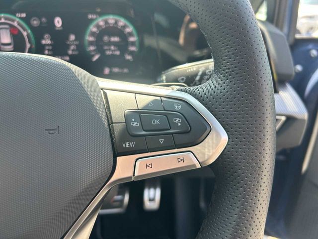 VOLKSWAGEN GOLF VARI 2025 Image 31