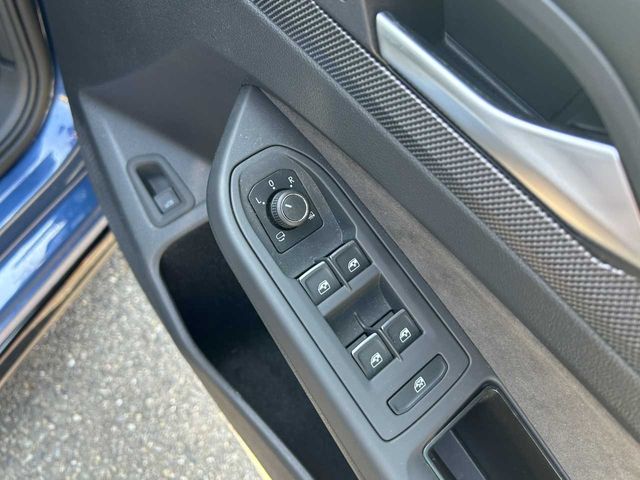 VOLKSWAGEN GOLF VARI 2025 Image 31