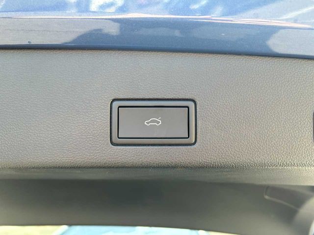 VOLKSWAGEN GOLF VARI 2025 Image 31