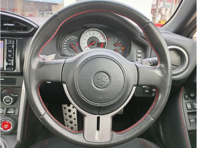 TOYOTA 86 2012 Image 31