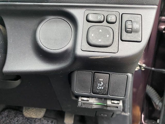 TOYOTA AQUA 2014 Image 31