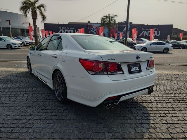 TOYOTA CROWN SEDAN HYBRID 2017 Image 31