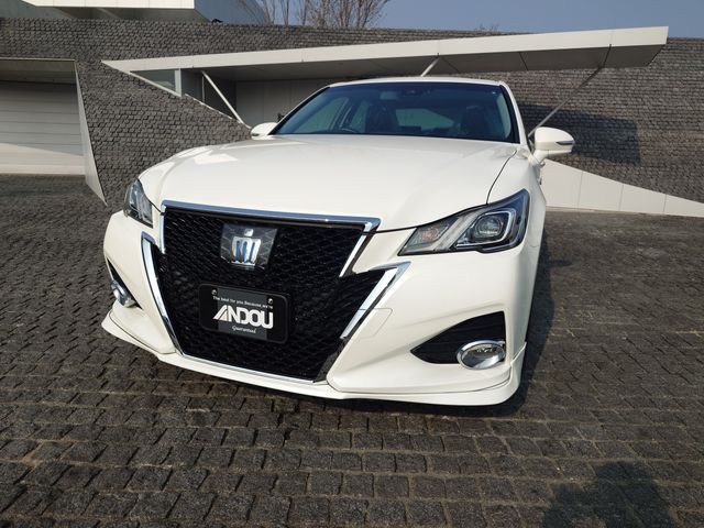 TOYOTA CROWN SEDAN HYBRID 2017 Image 31