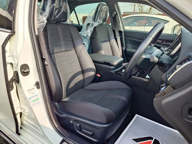 TOYOTA CROWN SEDAN HYBRID 2017 Image 31