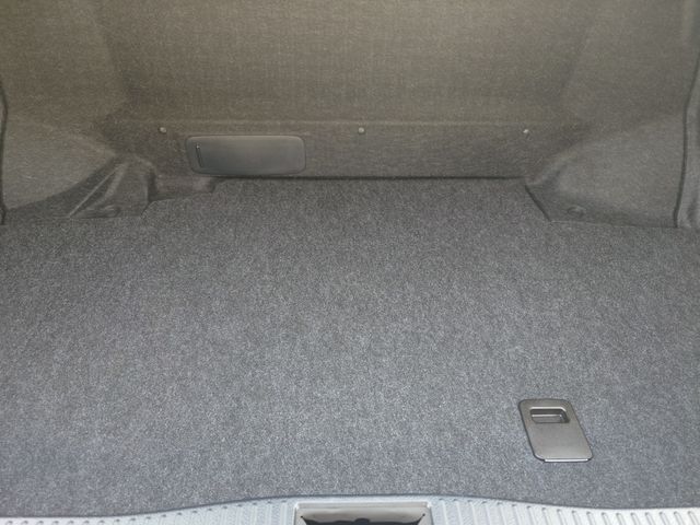 TOYOTA CROWN SEDAN HYBRID 2017 Image 31