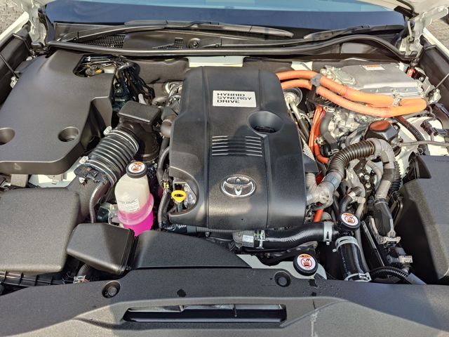 TOYOTA CROWN SEDAN HYBRID 2017 Image 31