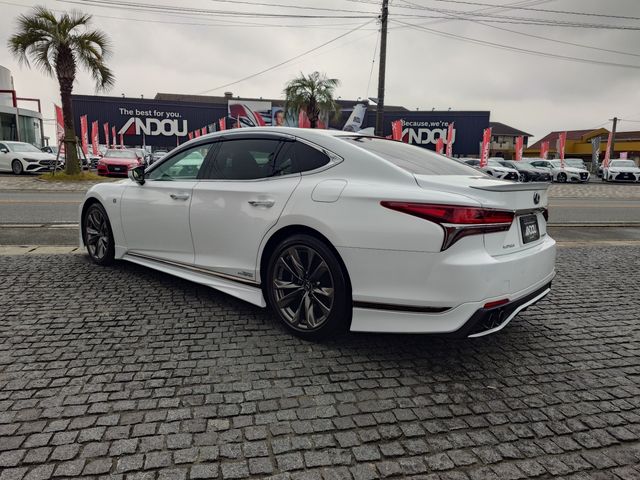 TOYOTA LEXUS LS500H 4WD 2019 Image 31