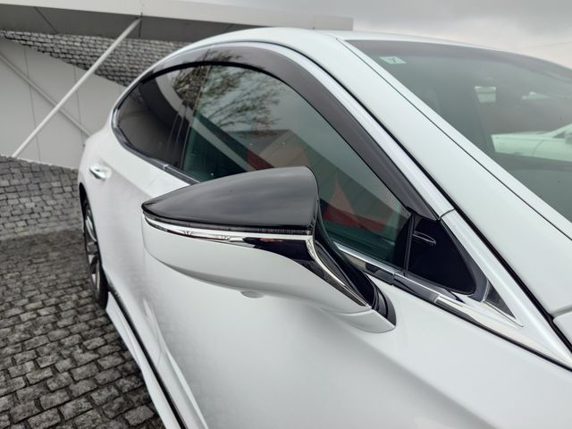 TOYOTA LEXUS LS500H 4WD 2019 Image 31