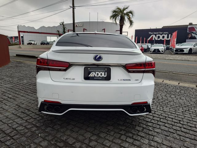 TOYOTA LEXUS LS500H 4WD 2019 Image 31