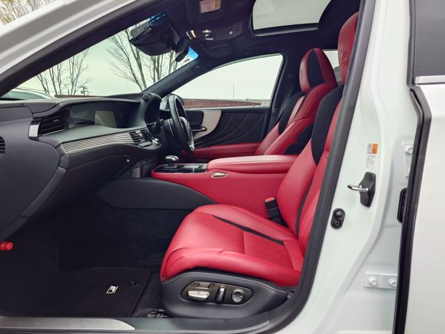 TOYOTA LEXUS LS500H 4WD 2019 Image 31