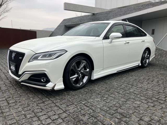 TOYOTA CROWN SEDAN HYBRID 2018 Image 31