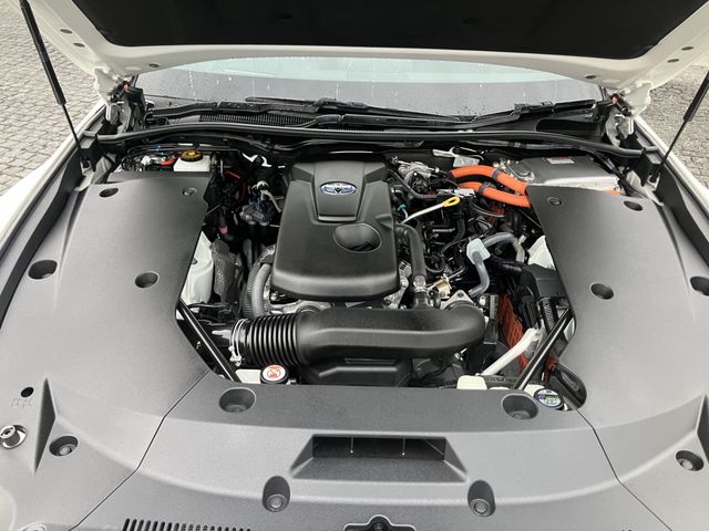 TOYOTA CROWN SEDAN HYBRID 2018 Image 31