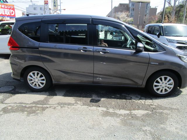 HONDA FREED PLUS HYBRID 2019 Image 31