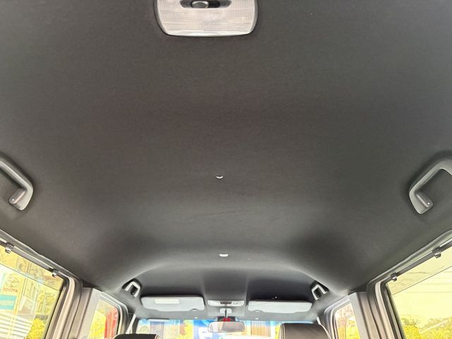 HONDA N BOX CUSTOM 2020 Image 31