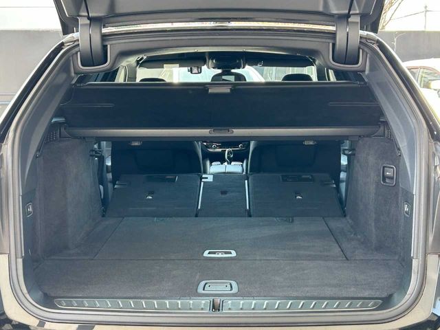 BMW 5SERIES TOURING 2018 Image 31