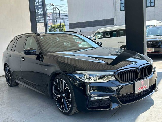 BMW 5SERIES TOURING 2018 Image 31