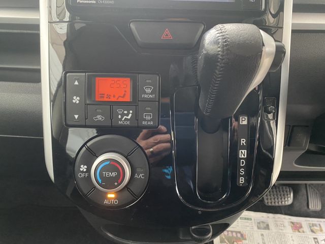 DAIHATSU TANTO CUSTOM 2013 Image 31