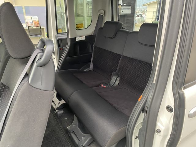 DAIHATSU TANTO CUSTOM 2013 Image 31