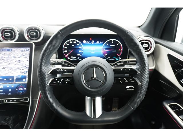 MERCEDES BENZ GLC CL 2024 Image 31